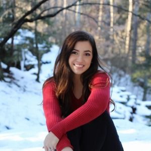 Meet your Posher, Olivia